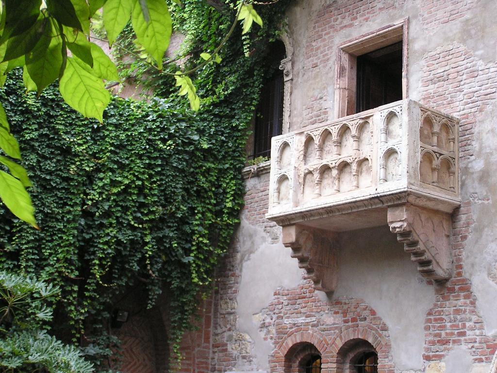 Mva Madama Verona Aparments Exterior foto
